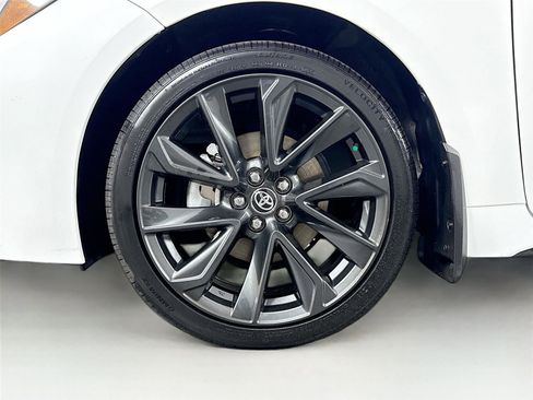 Certified 2025 Toyota Corolla SE image 12