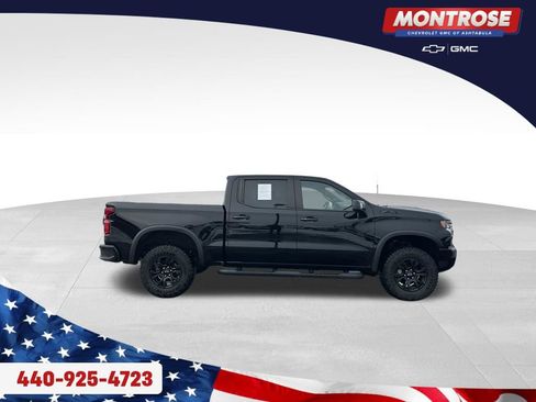 Used 2023 Chevrolet Silverado 1500 ZR2 w/ Technology Package image 6