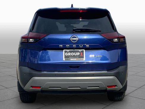 Used 2022 Nissan Rogue SV AWD/4WD image 5