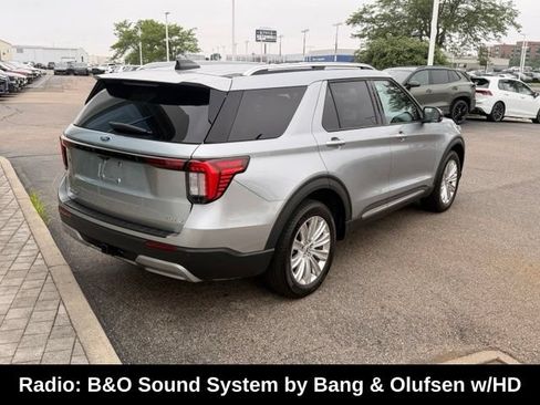 Used 2025 Ford Explorer Platinum w/ LUX Leather Package AWD/4WD image 4