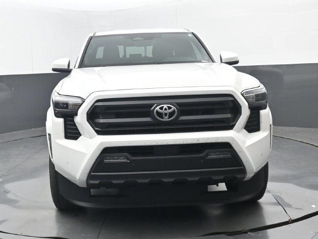 Used 2024 Toyota Tacoma SR5 RWD image 5