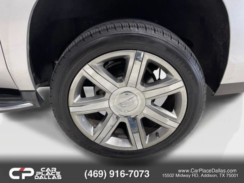 Used 2020 Cadillac Escalade ESV Luxury RWD image 47