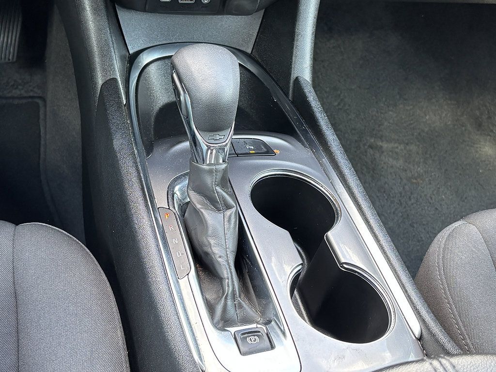 Used 2025 Chevrolet Malibu LT FWD image 22