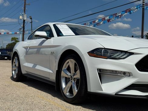 Used 2019 Ford Mustang GT Premium image 14