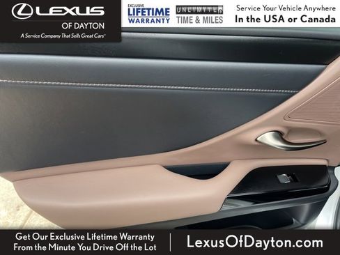 Certified 2023 Lexus ES 250 w/ Premium Package image 31