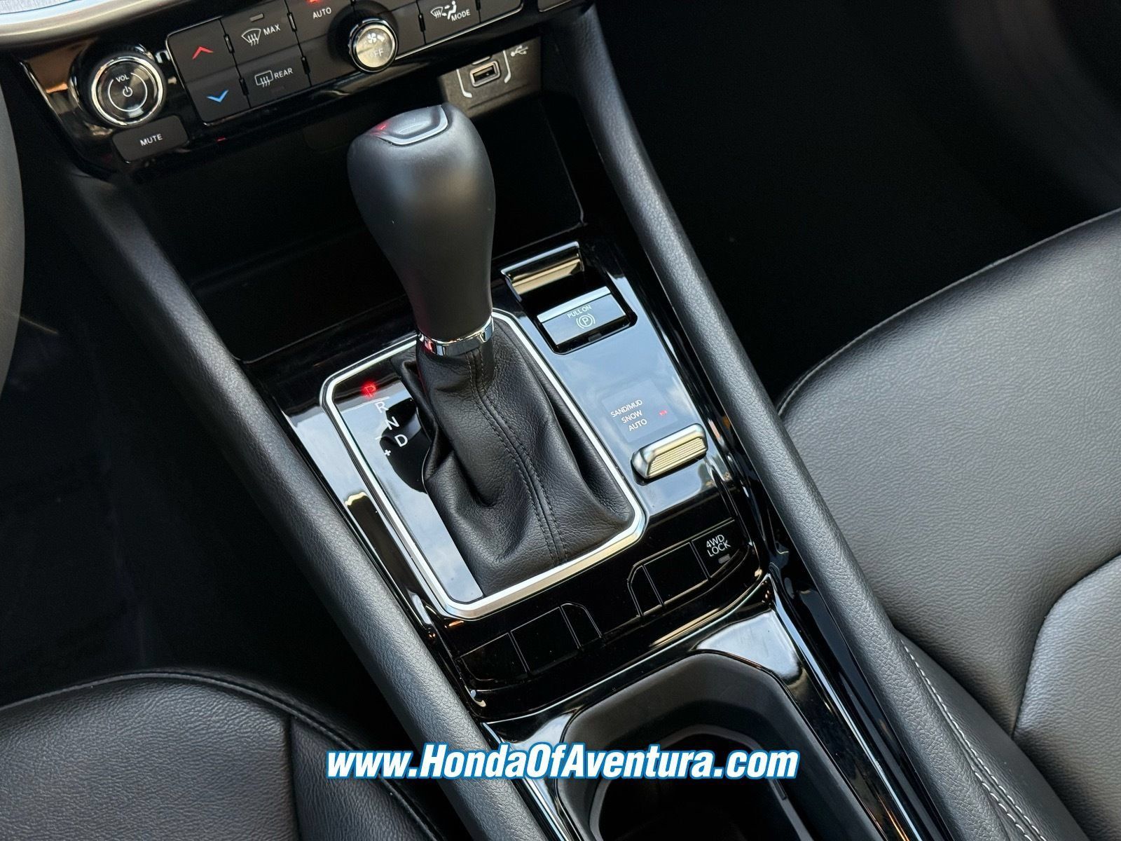 Used 2026 Jeep Compass Limited AWD/4WD image 15