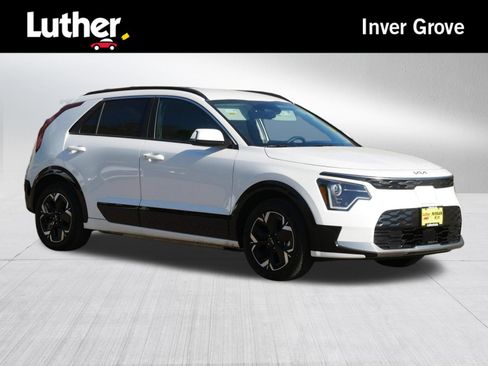 Certified 2024 Kia Niro Wind w/ Wind Preserve Package FWD image 1