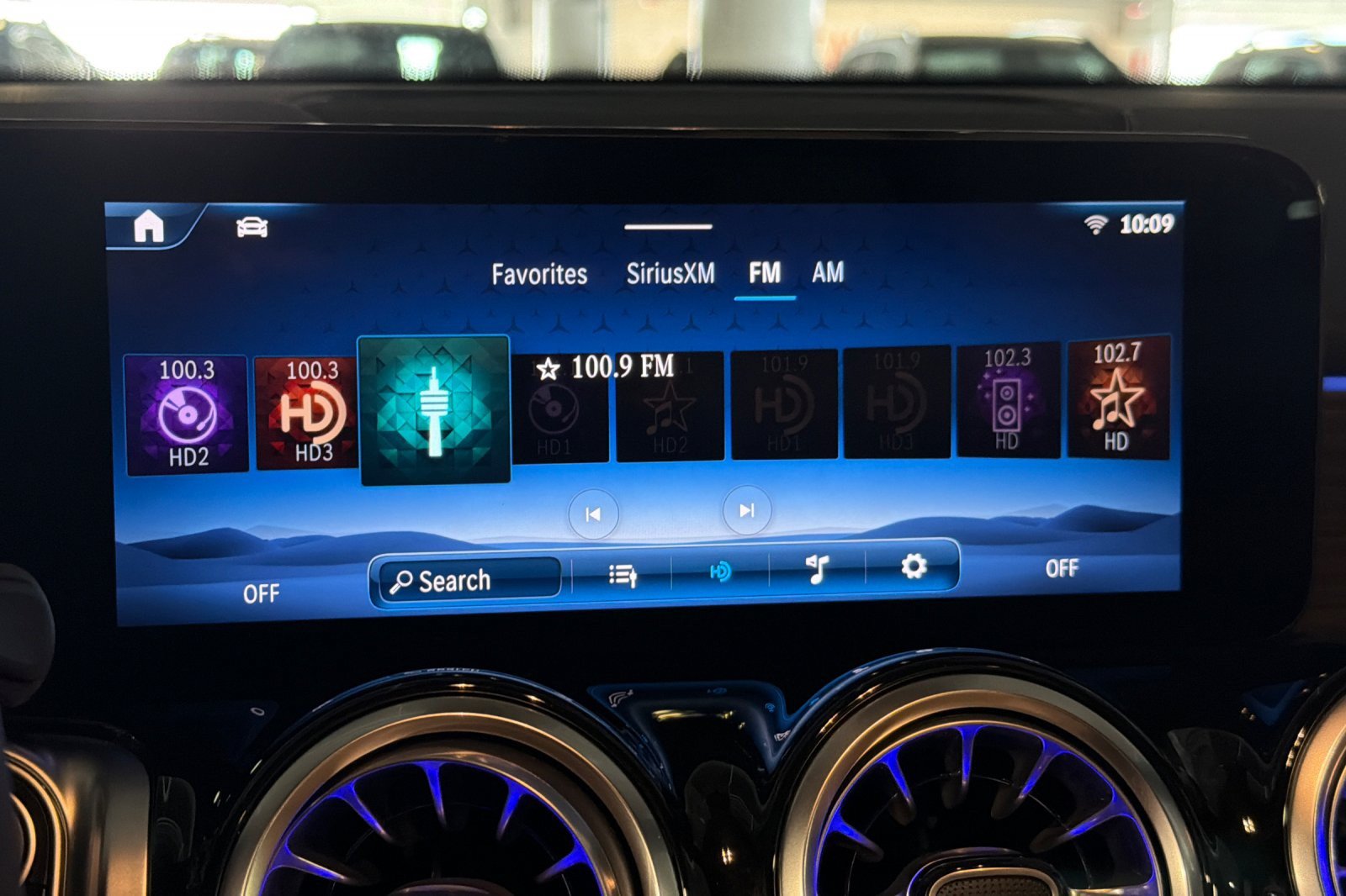 New 2026 Mercedes-Benz GLB 250 4MATIC image 17