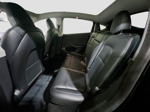 Used 2023 Tesla Model Y AWD image 18