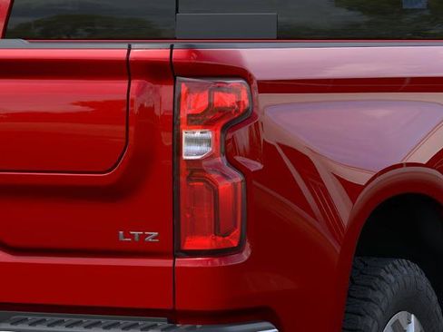Used 2026 Chevrolet Silverado 1500 LTZ w/ LTZ Premium Package AWD/4WD image 11