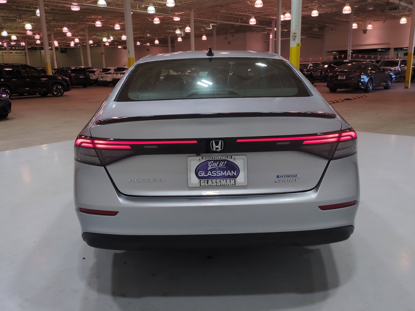 Used 2025 Honda Accord Sport image 4