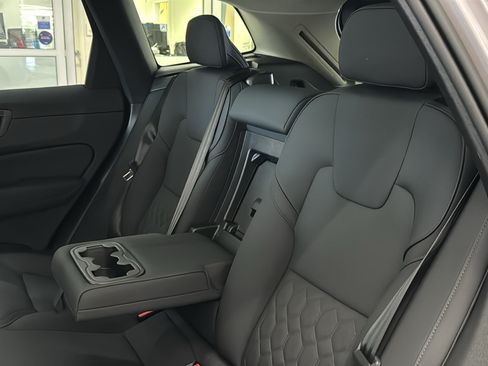 Used 2026 Volvo XC60 B5 Plus AWD/4WD image 26