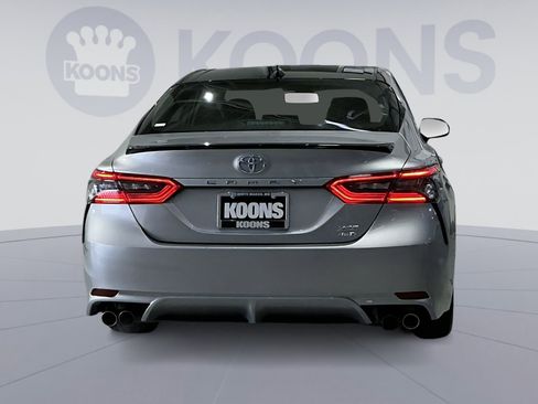 Used 2023 Toyota Camry XSE image 15