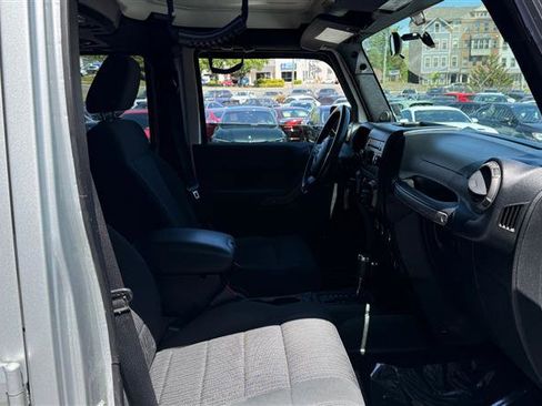 Used 2011 Jeep Wrangler Unlimited Sport AWD/4WD image 8