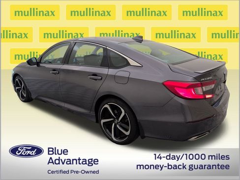 Used 2018 Honda Accord Sport image 9