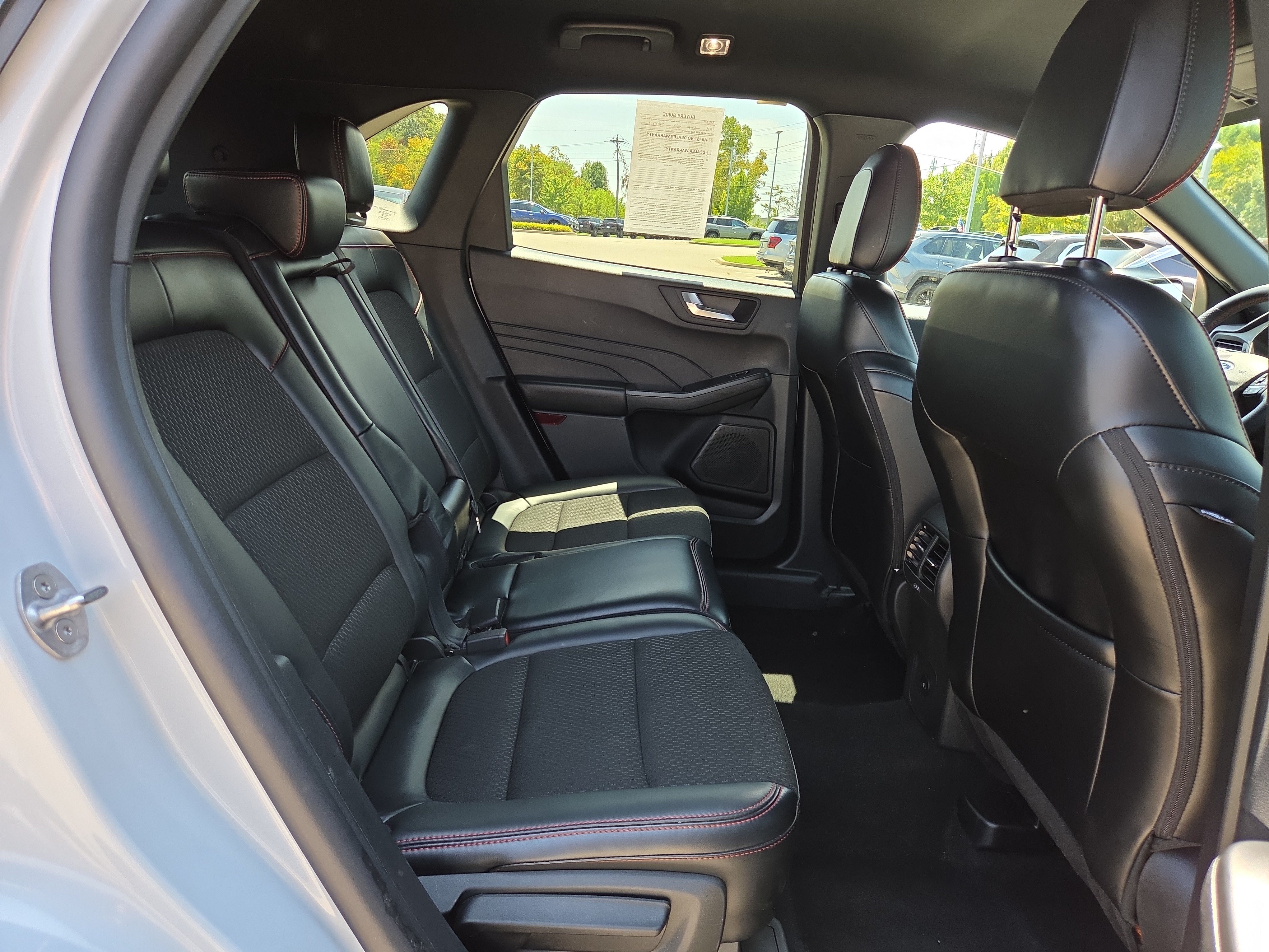 Used 2025 Ford Escape ST-Line Select AWD/4WD image 14
