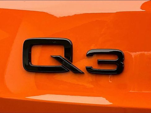 Used 2021 Audi Q3 2.0T Premium image 32