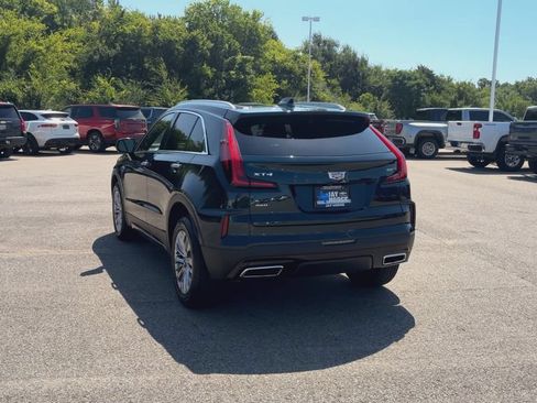 Used 2025 Cadillac XT4 Premium Luxury AWD/4WD image 7
