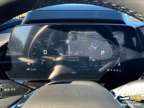 New 2026 Chevrolet Suburban Premier image 9