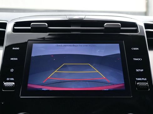 Used 2022 Hyundai Tucson SE FWD image 16