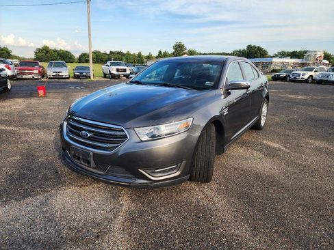 Used 2015 Ford Taurus Limited FWD image 11