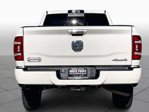 Used 2022 RAM 2500 Limited image 4