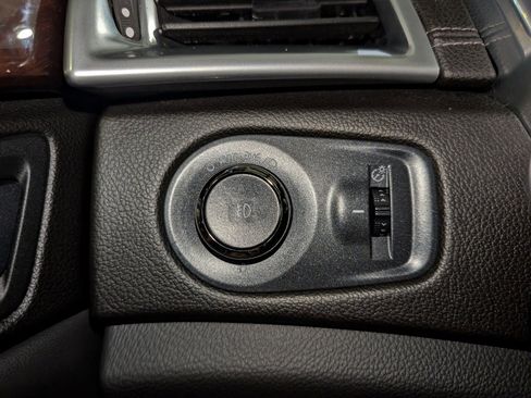 Used 2013 Cadillac SRX Performance w/ Driver Assist Package image 42