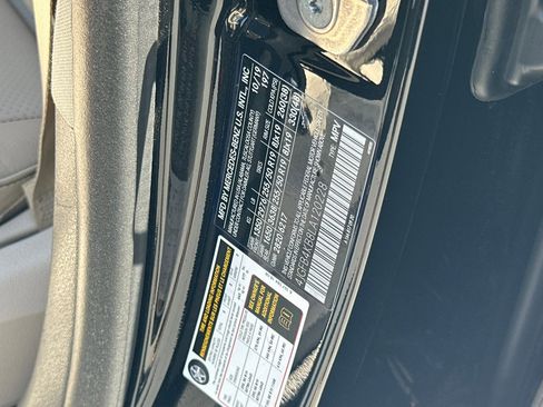 Used 2020 Mercedes-Benz GLE 350 4MATIC image 30