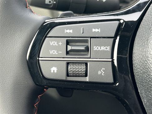 New 2025 Honda Pilot Sport image 19