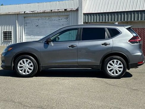 Used 2020 Nissan Rogue S FWD image 7