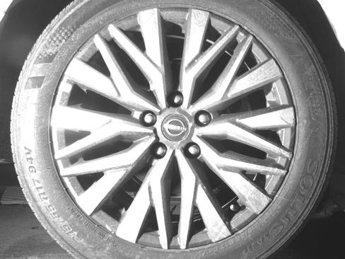 Used 2025 Nissan Altima 2.5 SV image 15