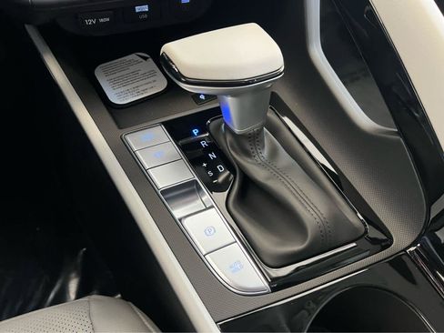 New 2026 Hyundai Elantra Limited FWD image 38
