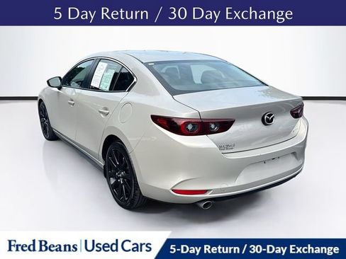 Used 2024 MAZDA MAZDA3 s FWD image 7