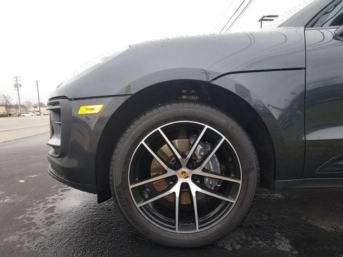 Used 2022 Porsche Macan AWD/4WD image 16