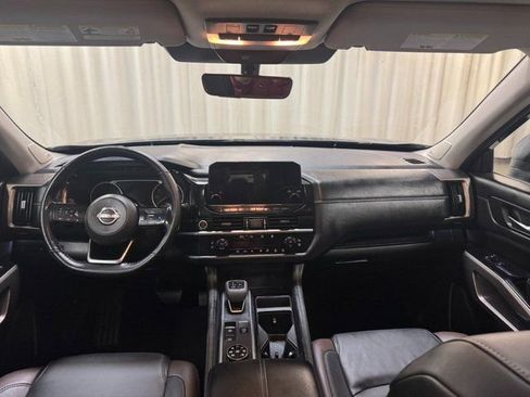 Used 2023 Nissan Pathfinder Platinum w/ Cargo Package image 34