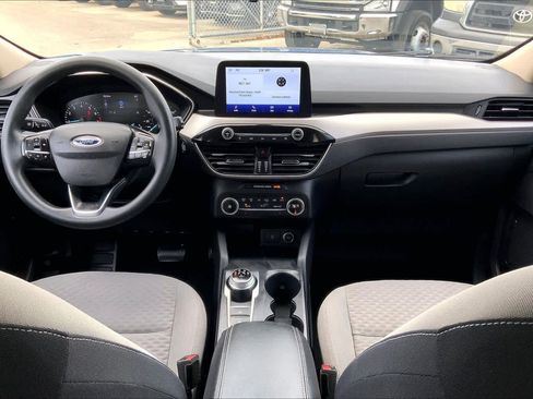 Used 2020 Ford Escape SE image 15