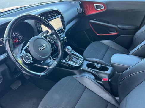 Used 2021 Kia Soul Turbo FWD image 7