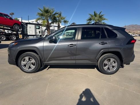 Used 2022 Toyota RAV4 XLE image 2