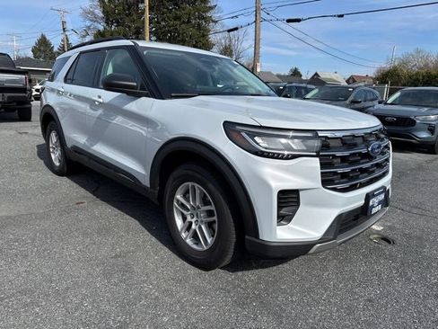 New 2026 Ford Explorer Active AWD/4WD image 7