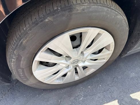 Used 2025 Nissan Sentra S FWD image 10