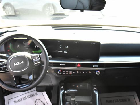 Used 2025 Kia Sorento S w/ Panoramic Sunroof Package FWD image 45