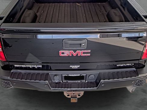 Used 2016 GMC Sierra 2500 Denali w/ Duramax Plus Package image 12