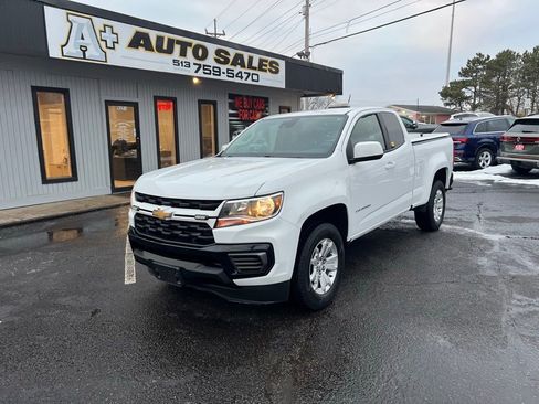 Used 2021 Chevrolet Colorado LT w/ Fleet Safety Package image 2