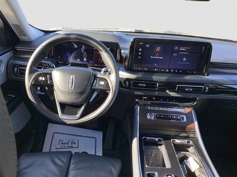 Used 2025 Lincoln Aviator Reserve w/ Equipment Group 201A image 14