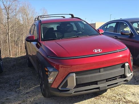 Certified 2024 Hyundai Kona SEL image 3