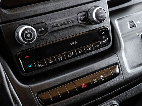 Used 2023 RAM ProMaster 2500 image 21