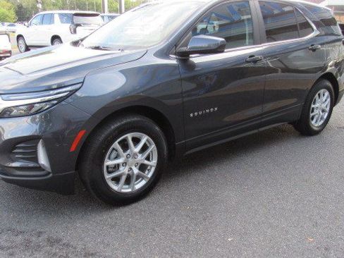 Certified 2023 Chevrolet Equinox LT image 1