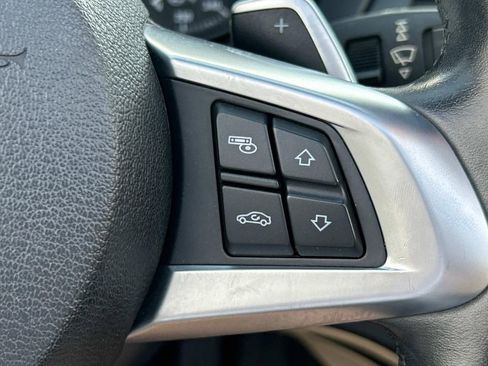 Used 2013 BMW Z4 sDrive28i image 18