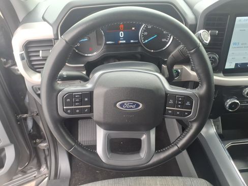 Certified 2022 Ford F150 XLT w/ Equipment Group 302A High image 14