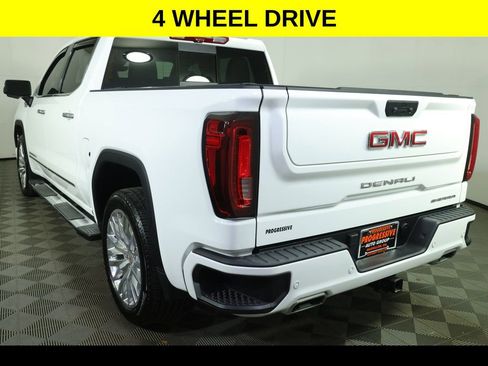 Used 2024 GMC Sierra 1500 Denali w/ Technology Package AWD/4WD image 5